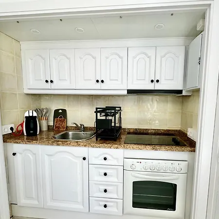 Bright, Cozy Flat Close To The Daire *